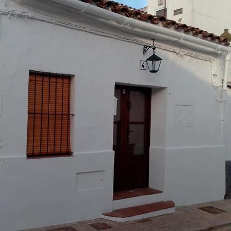 Mi Casita - Higuera De La Sierra Apartment อิกวยรา เด ลาเซียร์รา ภายนอก รูปภาพ