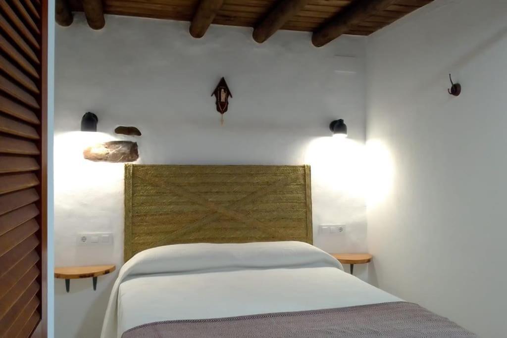 Mi Casita - Higuera De La Sierra Apartment อิกวยรา เด ลาเซียร์รา ภายนอก รูปภาพ